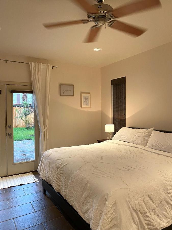 Casablanca 1 Apartment Houston Bagian luar foto